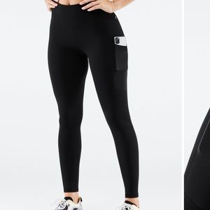 NWT FABLETICS black leggings